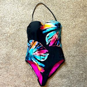 La Blanca Prism swim suit, size 10